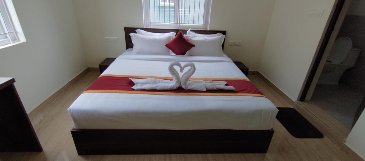 Hotel Bangalore Airport Inn, Airport Pickup & Drop Available 24X7 Yelahanka Kültér fotó